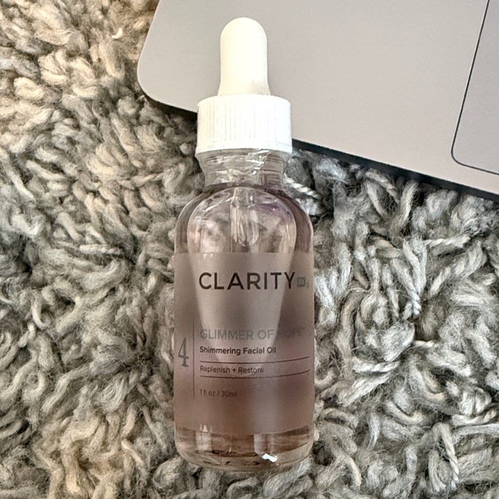 NWT ClarityRx Glimmer of Hope Shimmering Facial Oil 1oz/30ml FULL SIZE Glow OIL